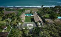 11 Chambres Villa Seseh Beach Villas à Canggu